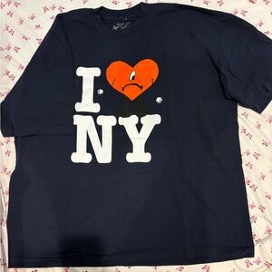 Bad Bunny “World’s Hottest Tour Un Verano Sin Ti” size XXL shirt